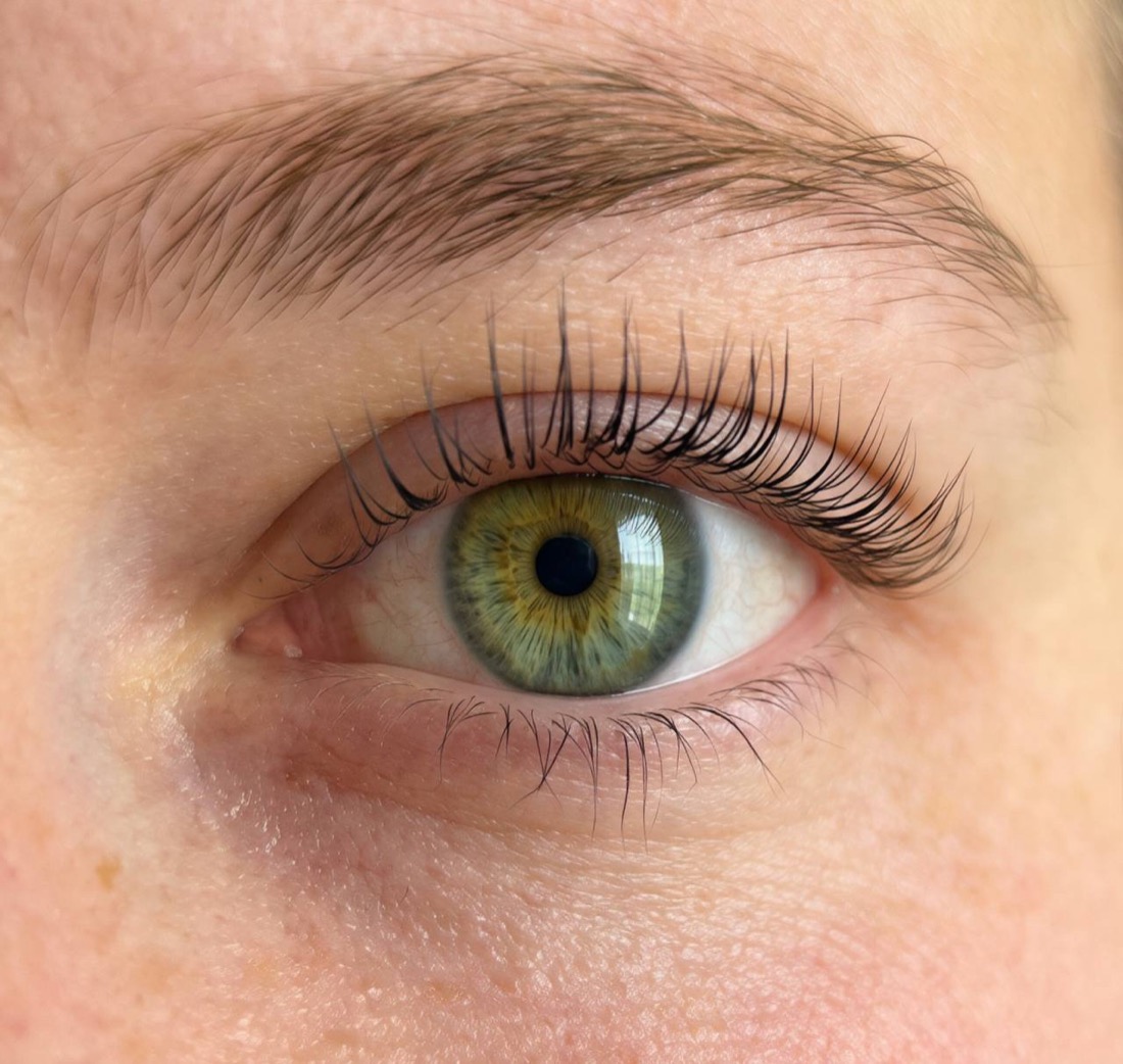 Lashlifting-Ergebnis von Laura